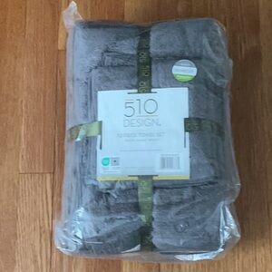 510 Design Gray Towel Set of 12.  100% cotton. NWT